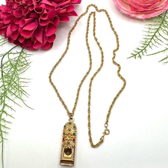 Vintage Jewelry - VINTAGE⚜️Whistle Ornate Golden Pendant Necklace